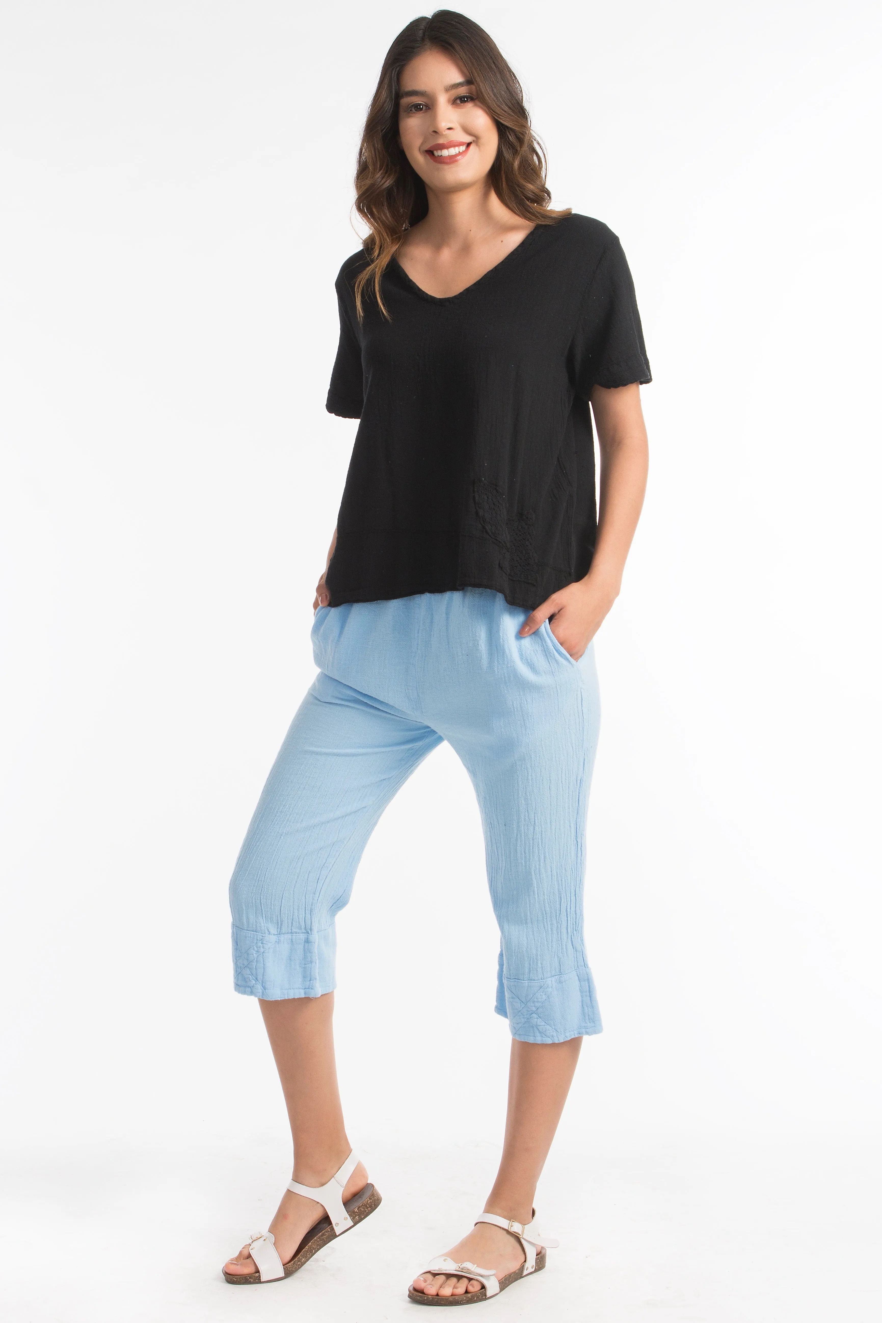 Auggy our Easy Capri with Pockets!,Women Wear