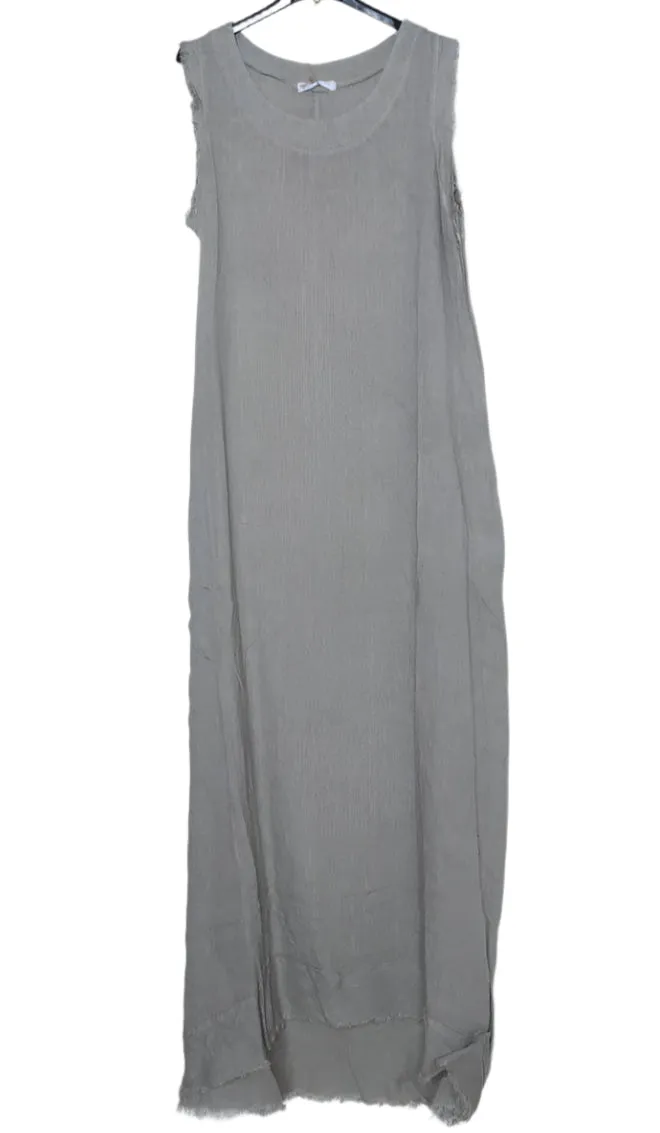 Long Sleeveless Dress 4318,Women Wear