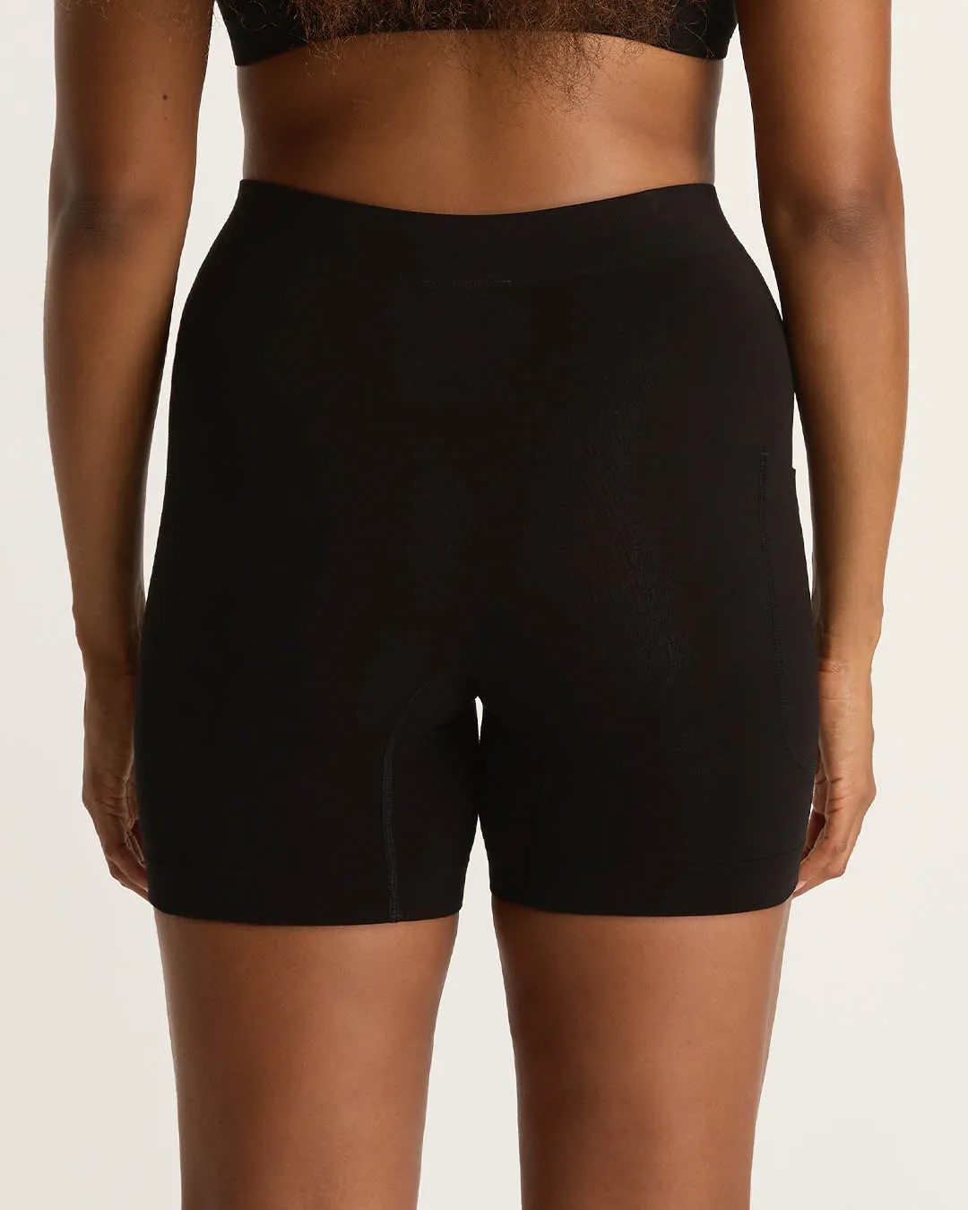 Seamfree Undershorts with Pocket 6" - Black,Women Wear