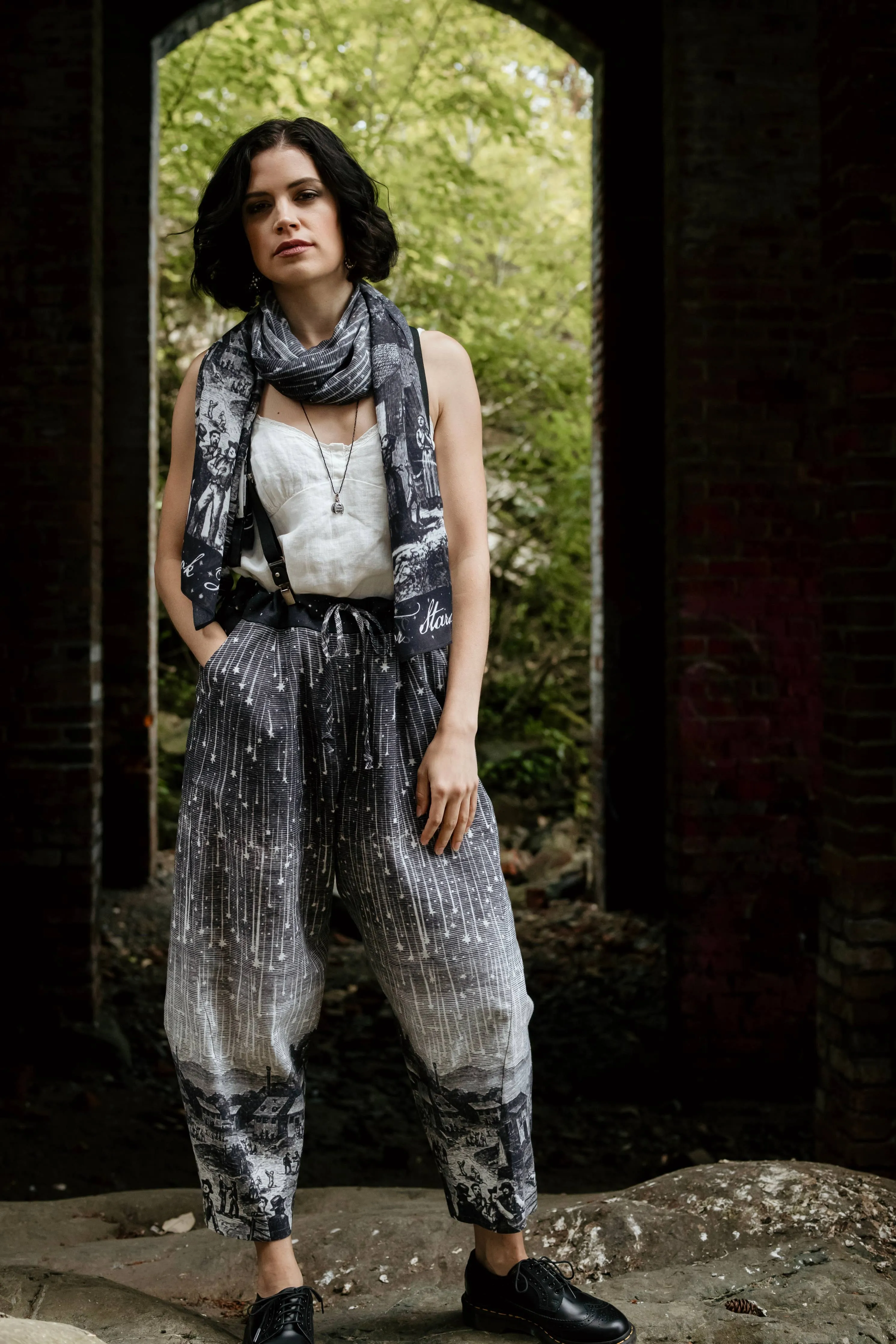 Stargazer Boho Linen Falling Star Print Cropped Artist Pants,Women Wear