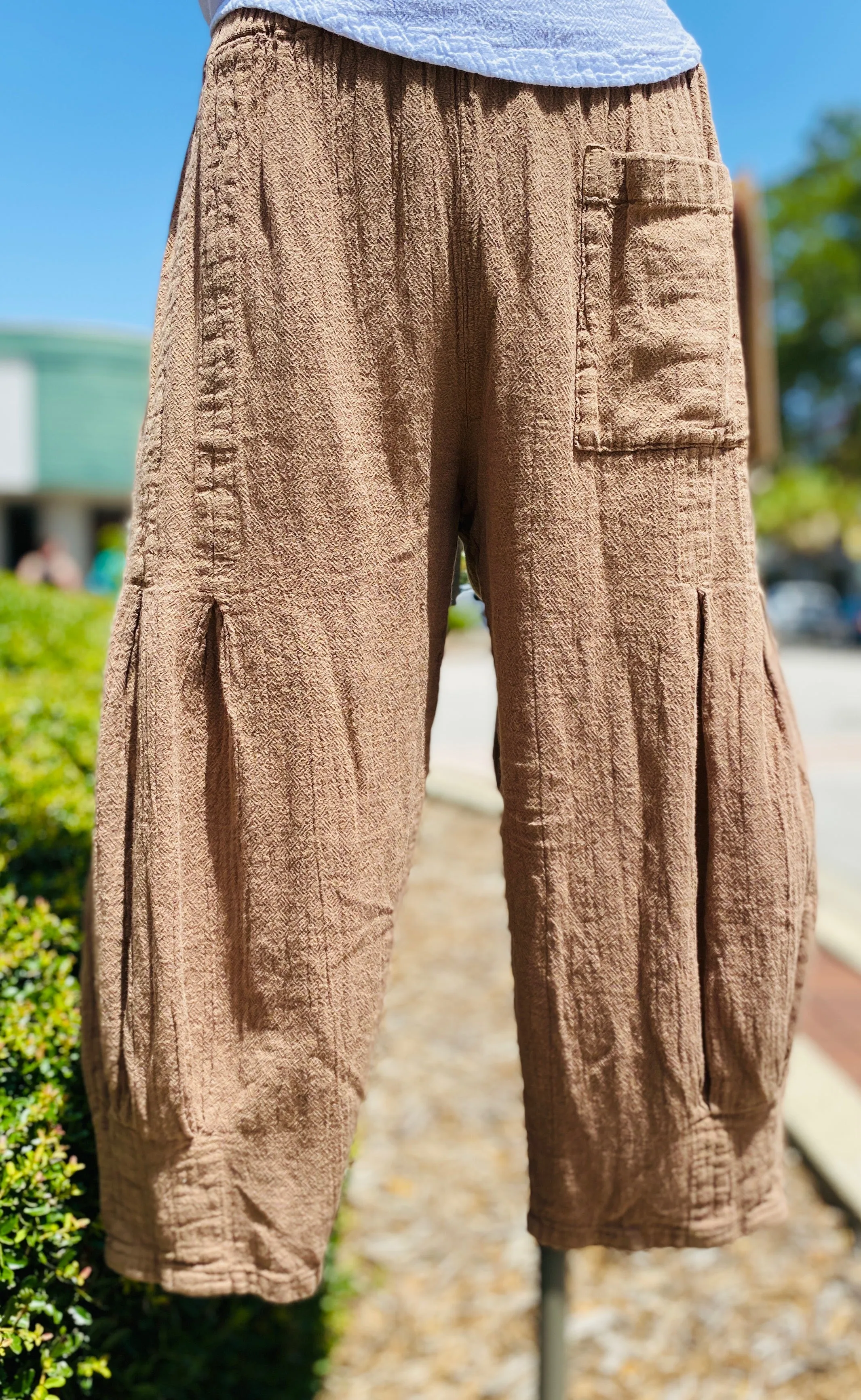 Suzie Capri Pants With Pocket!,Women Wear