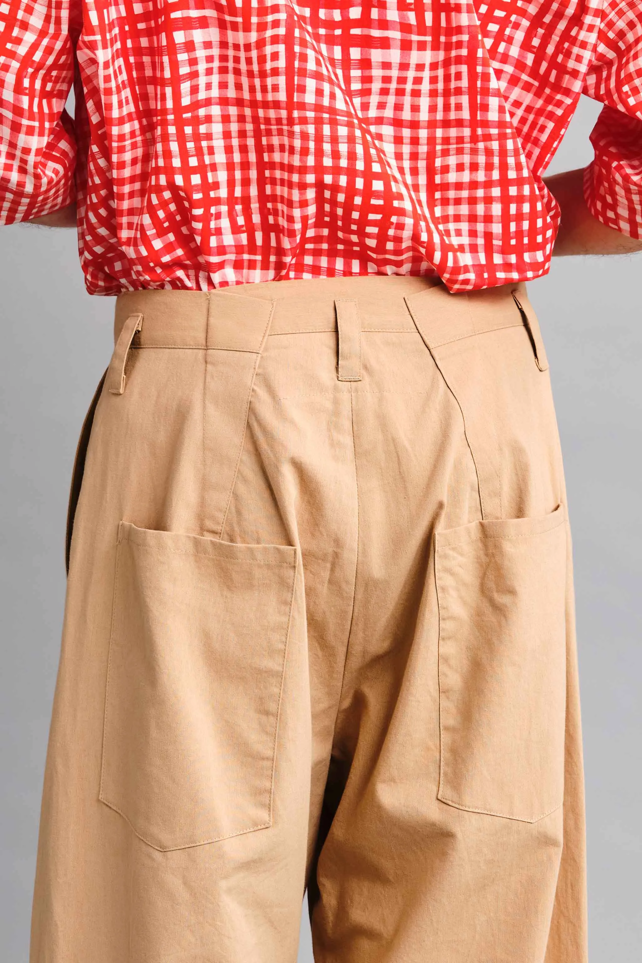 THE POTTER TROUSER / PAPER SUITING MILKY TEA,Men Wear
