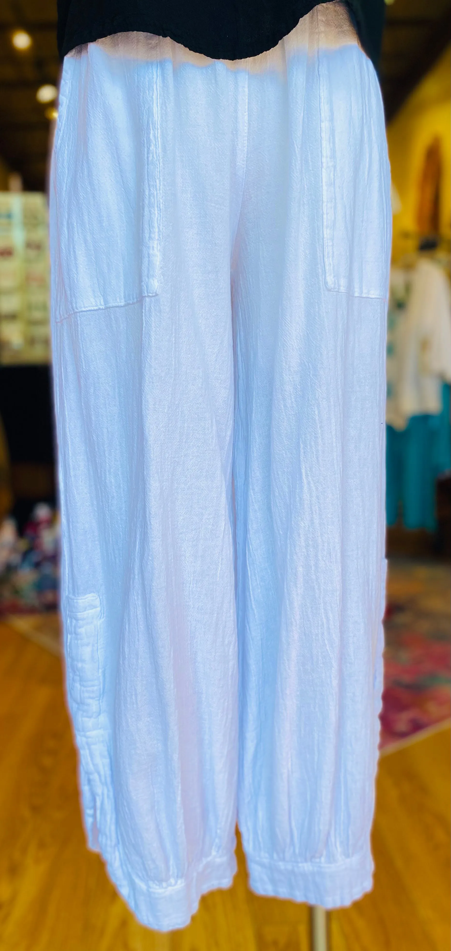 Travel Pants Perfect for the Resort Lifestyle,Women Wear