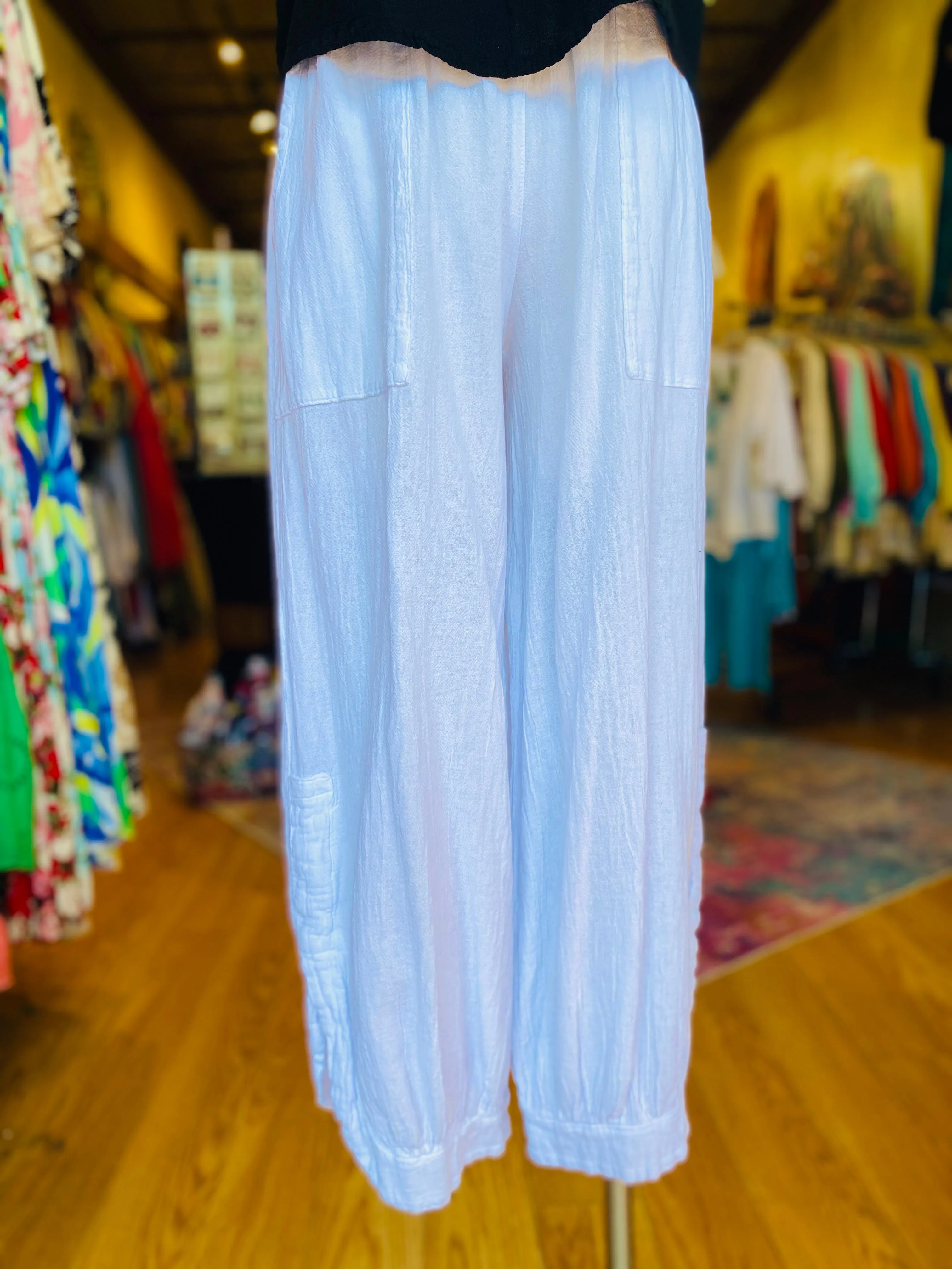 Travel Pants Perfect for the Resort Lifestyle,Women Wear