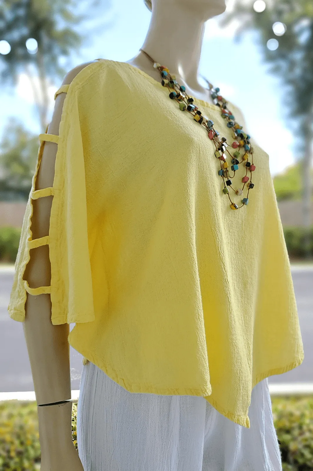 Viki Detailed Cut-Out 3/4 Sleeve Top,Women Wear