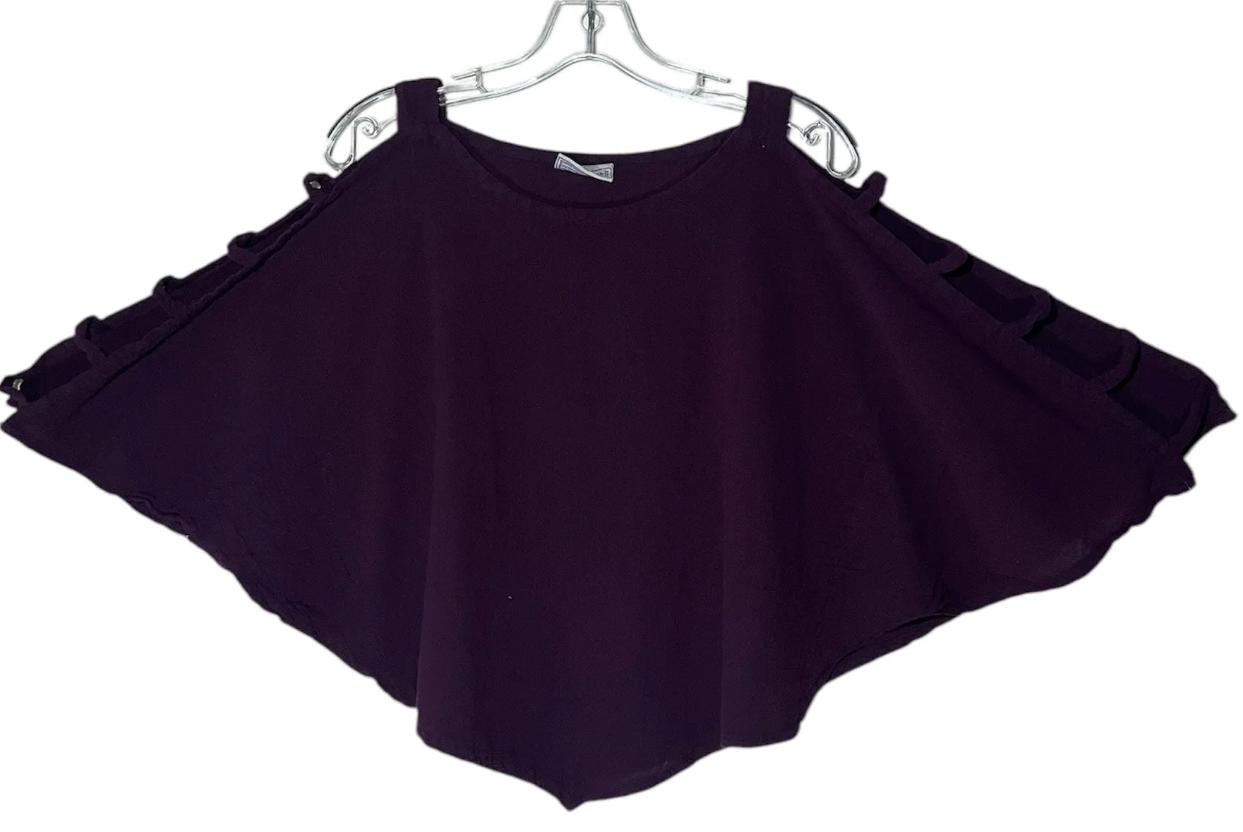 Viki Detailed Cut-Out 3/4 Sleeve Top,Women Wear