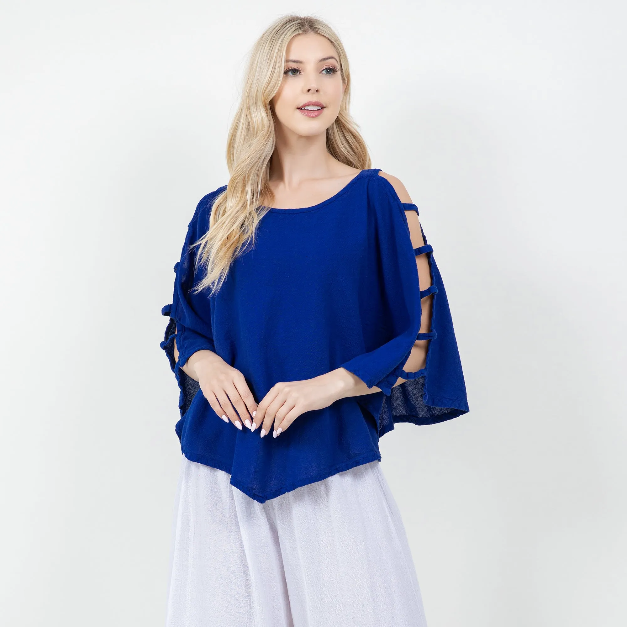 Viki Detailed Cut-Out 3/4 Sleeve Top,Women Wear