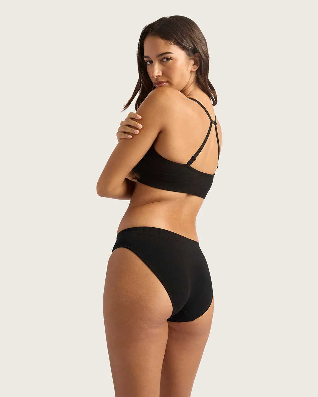 Wireless T-Shirt Bra - Black,Women Wear